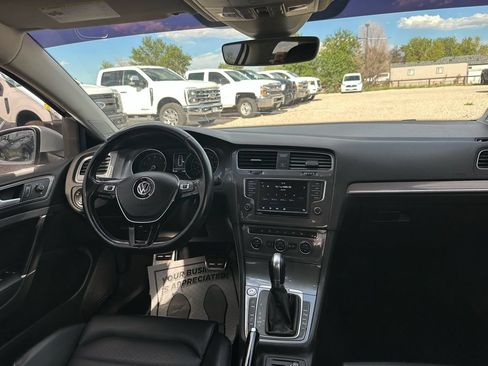 Used 2017 Volkswagen Golf Alltrack SEL AWD/4WD image 25