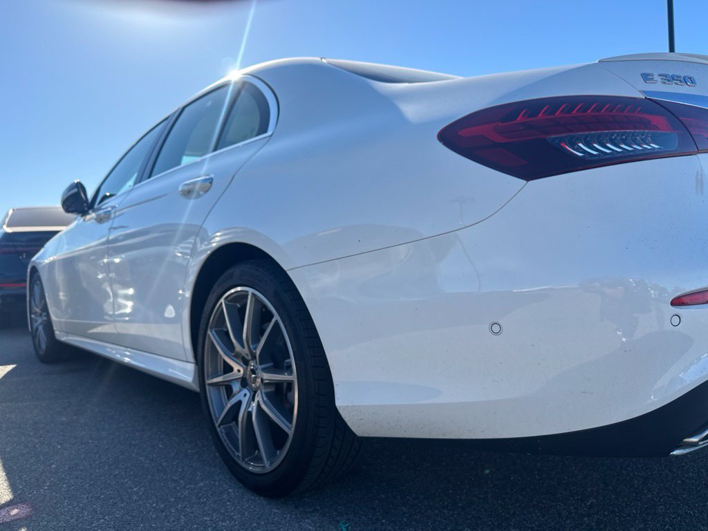 Used 2022 Mercedes-Benz E 350 Sedan image 5