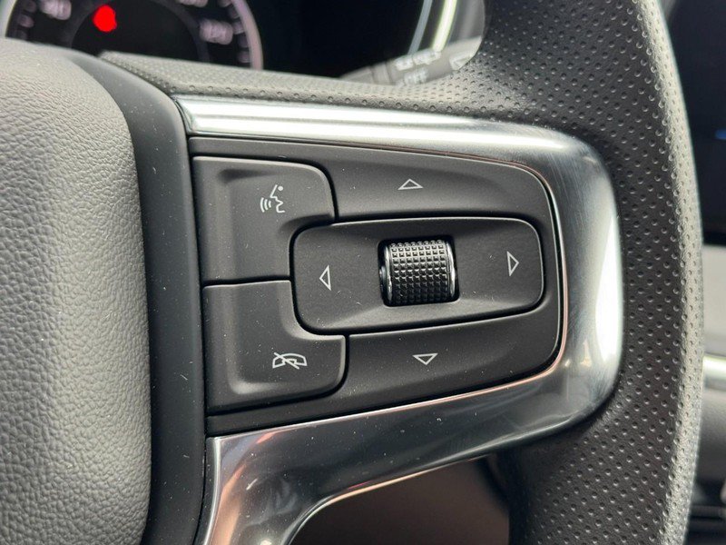 New 2026 Chevrolet Blazer LT w/ Convenience Package FWD image 31