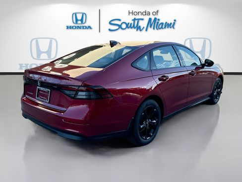 New 2025 Honda Accord SE image 6