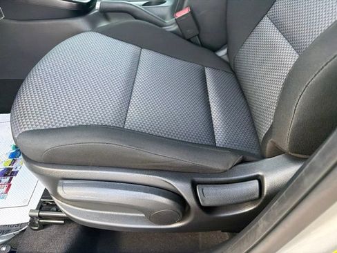 Used 2025 Kia Soul LX w/ LX Technology Package FWD image 26
