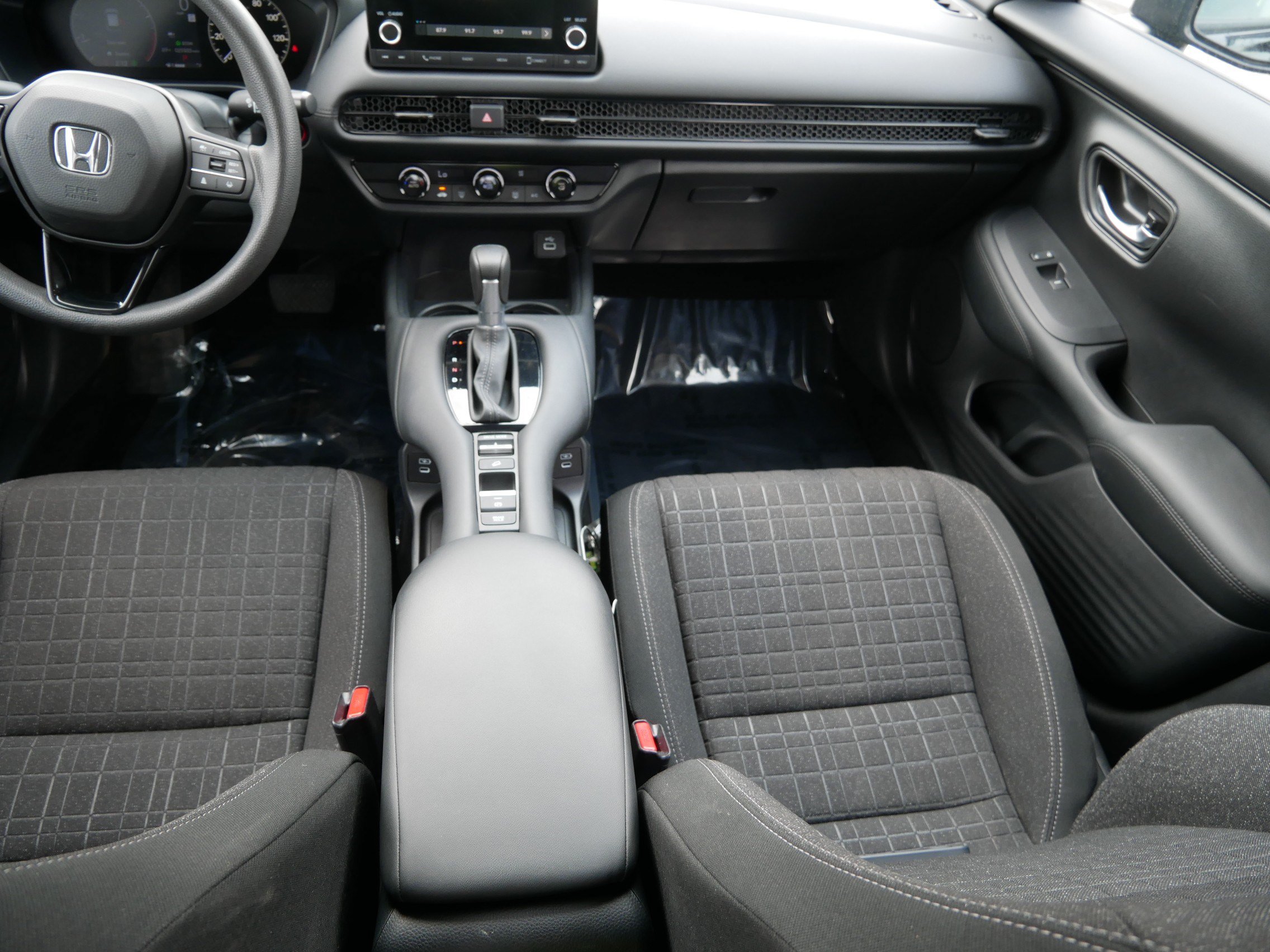 Certified 2025 Honda HR-V LX image 11