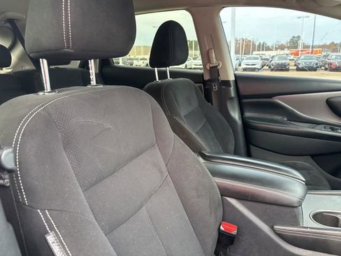 Used 2020 Nissan Murano S image 20