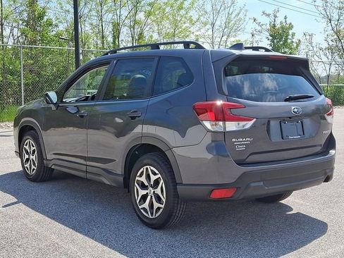 Used 2023 Subaru Forester Premium AWD/4WD image 7