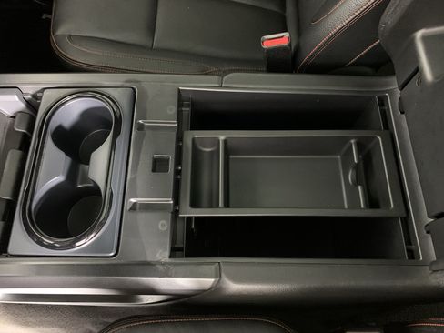 Used 2021 Nissan Titan PRO-4X w/ Pro-4x Convenience Package AWD/4WD image 27