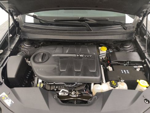 Used 2021 Jeep Cherokee Limited w/ Elite Package FWD image 30