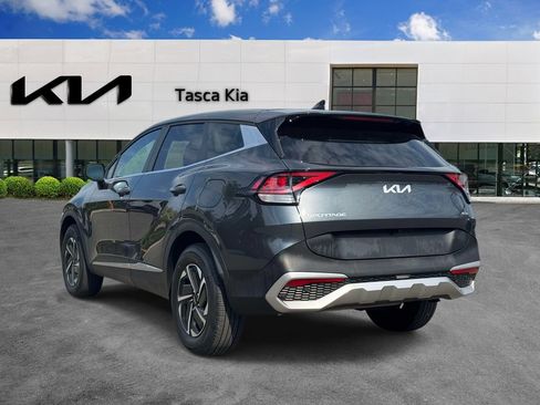 Used 2023 Kia Sportage LX AWD/4WD image 6