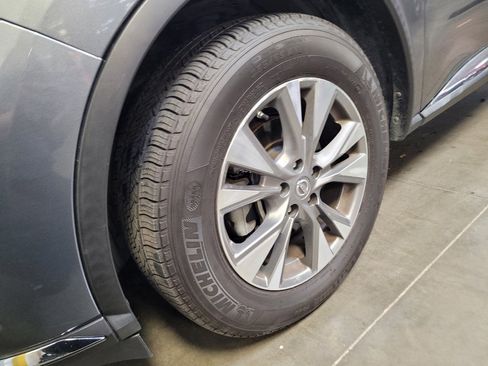 Used 2018 Nissan Murano SV AWD/4WD image 31