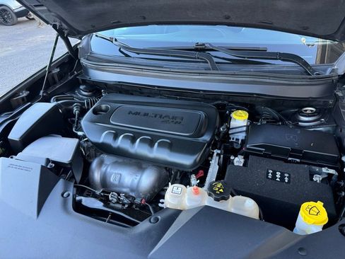 Used 2020 Jeep Cherokee Limited FWD image 27