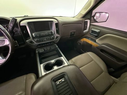 Used 2017 GMC Sierra 1500 SLT w/ SLT Premium Package AWD/4WD image 11