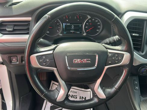 Used 2019 GMC Acadia SLT w/ Black Edition FWD image 17