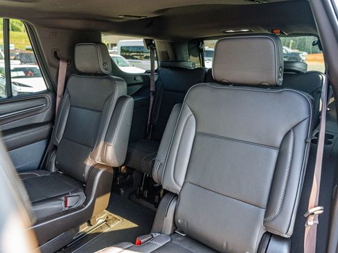 Used 2021 GMC Yukon Denali w/ Denali Premium Package RWD image 21