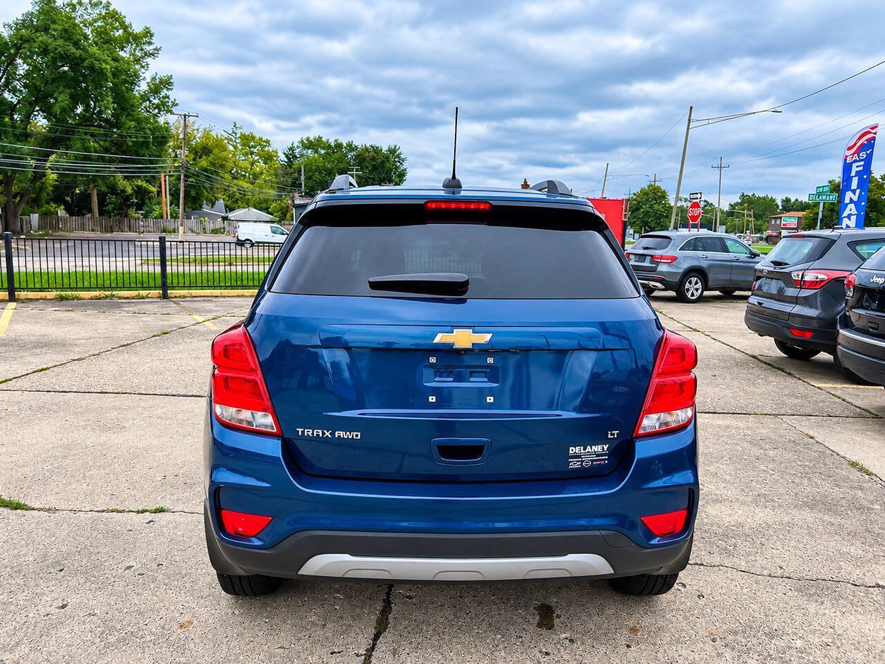 Used 2019 Chevrolet Trax LT w/ LT Convenience Package AWD/4WD image 4