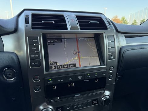 Used 2018 Lexus GX 460 w/ Navigation Package image 17