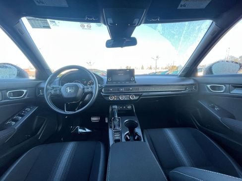 Used 2025 Honda Civic Sport image 31