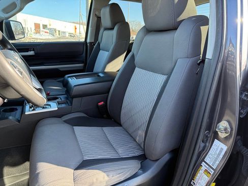 Used 2016 Toyota Tundra SR5 image 10