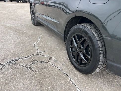 Certified 2024 Ford Edge SEL w/ Convenience Package image 27