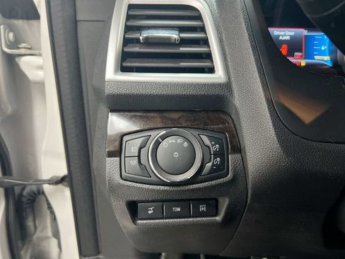 Used 2014 Ford Explorer Limited w/ Equipment Group 302A AWD/4WD image 18