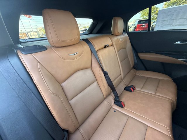 Used 2024 Cadillac XT4 Premium Luxury AWD/4WD image 25