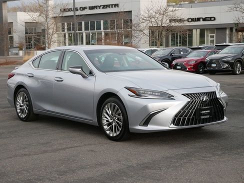 Used 2023 Lexus ES 300h Ultra Luxury w/ Accessory Package (Z2) image 1