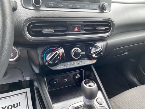 Certified 2023 Hyundai Kona SEL AWD/4WD image 18