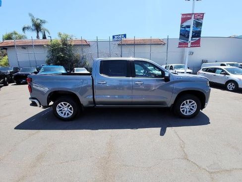 Used 2022 Chevrolet Silverado 1500 LT RWD image 9