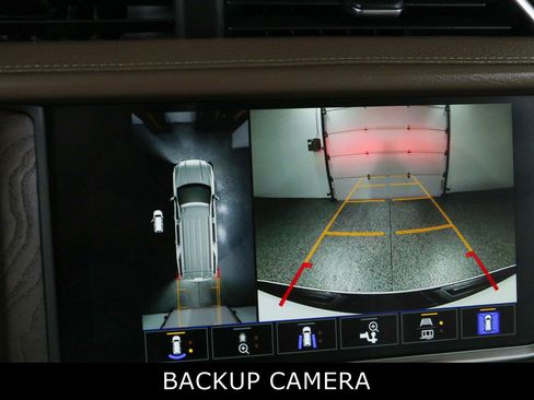Used 2023 GMC Yukon Denali RWD image 20