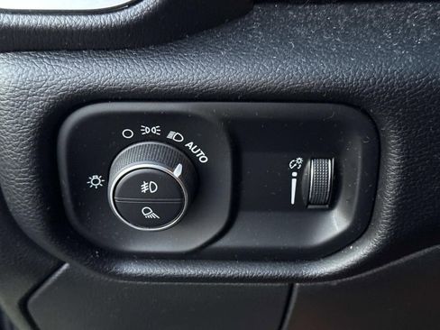 Used 2024 RAM 2500 Big Horn w/ Bed Utility Group image 44