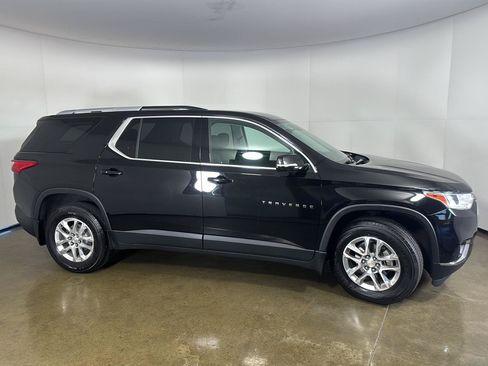 Used 2018 Chevrolet Traverse LT FWD image 9