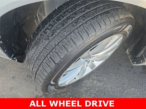 Used 2019 Volvo XC90 T6 Momentum image 35