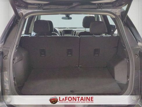 Used 2022 Chevrolet Equinox LT FWD image 27