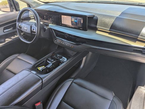 Certified 2025 Nissan Murano SL AWD/4WD image 12