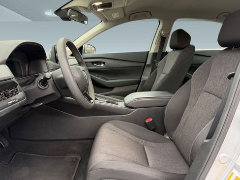 Used 2024 Honda Accord LX image 5