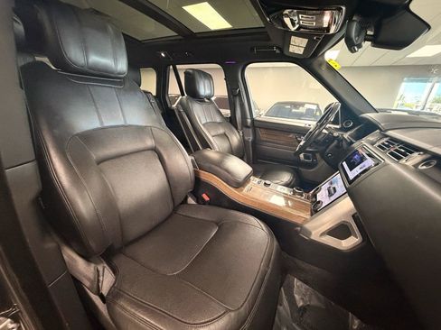 Used 2019 Land Rover Range Rover HSE AWD/4WD image 17