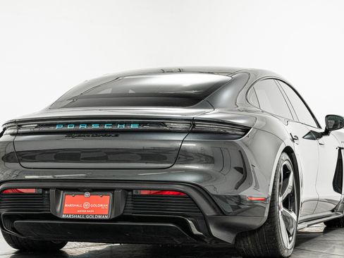 Used 2021 Porsche Taycan Turbo S image 9