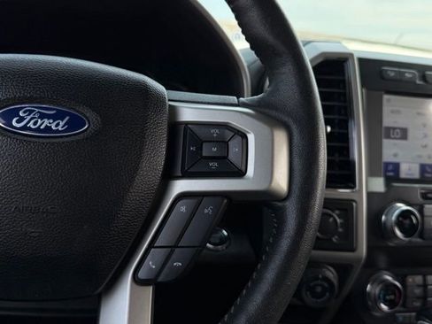 Used 2019 Ford F150 Lariat w/ Equipment Group 502A Luxury AWD/4WD image 11