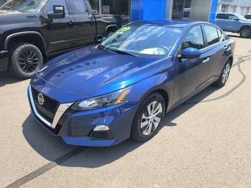 Used 2022 Nissan Altima 2.5 S FWD image 3