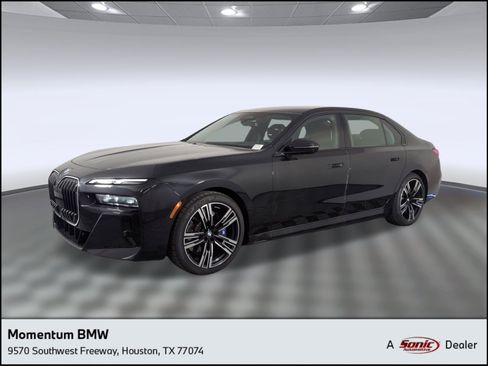 New 2025 BMW i7 xDrive60 w/ Premium Package image 1