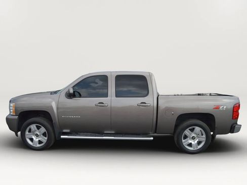 Used 2012 Chevrolet Silverado 1500 LTZ w/ LTZ Plus Package AWD/4WD image 5