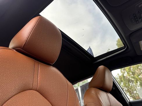 Used 2019 Toyota Avalon Limited w/ Advanced Safety Package FWD image 17