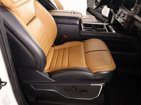 Used 2024 Ford F350 Platinum w/ FX4 Off-Road Package image 14