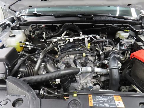 Used 2025 Ford Ranger XLT w/ Equipment Group 301A High AWD/4WD image 28