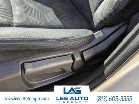 Used 2016 Nissan Rogue S image 18