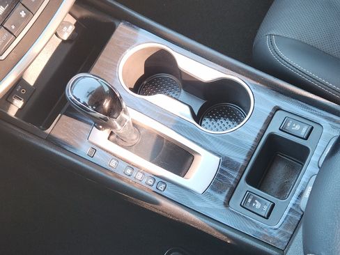 Used 2017 Nissan Altima 2.5 SL w/ 2.5 Technology Package image 19