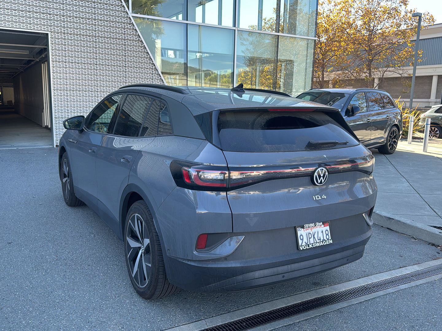 Used 2023 Volkswagen ID.4 Pro S RWD image 8