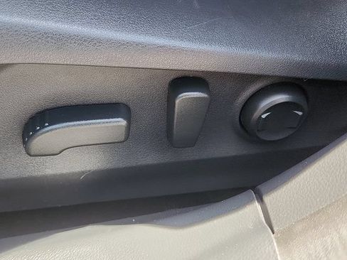 Certified 2023 Subaru Outback Premium AWD/4WD image 15