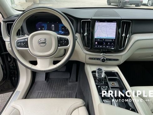 Certified 2023 Volvo XC60 B5 Ultimate w/ Climate Package FWD image 14