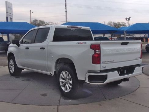 Used 2023 Chevrolet Silverado 1500 Custom image 14