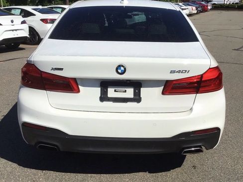 Used 2020 BMW 540i xDrive w/ M Sport Package AWD/4WD image 4