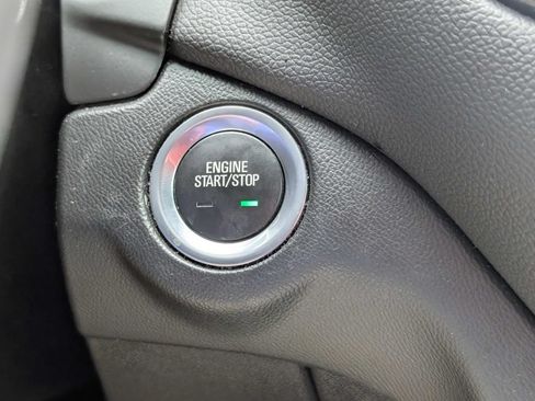 Used 2022 Chevrolet Equinox LT FWD image 29